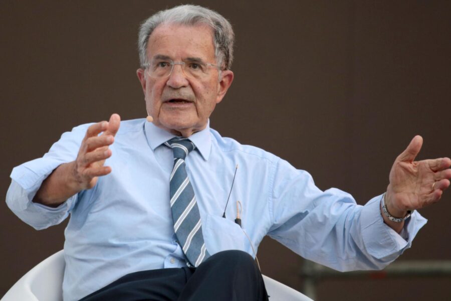 “La Cina faceva affari con l’Ucraina, a Taiwan nessuna guerra tra Cina e Usa”, intervista a Romano Prodi