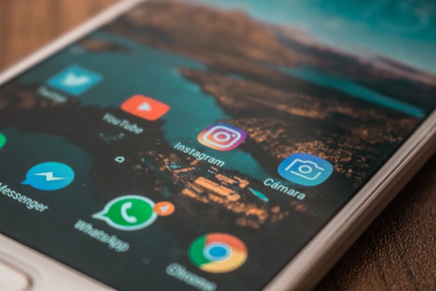 Whatsapp, Instagram e Facebook down: disservizi in tutto il mondo