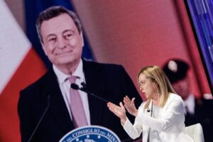 Meloni miglior alleata di Draghi: il governo scongiura l’esercizio provvisorio e FdI ottiene 27 milioni di “dote parlamentare”