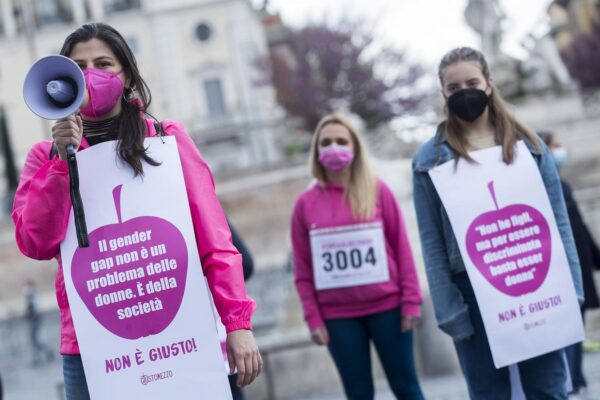 Premi e incentivi a chi combatte il gender gap: ecco la via europea