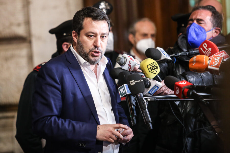 “Salvini è finito”, resa dei conti nella Lega dopo il flop della Casellati