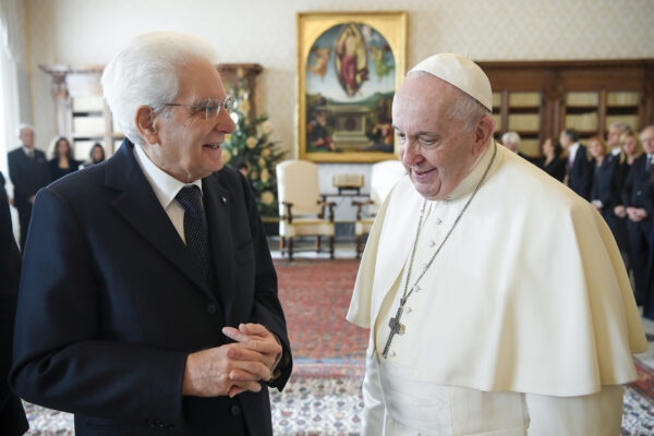 Il Presidente della Repubblica Sergio Mattarella incontra Papa Francesco Jorge Mario Bergoglio