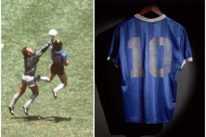 Maradona, la maglia della “Mano de Dios” e del “gol del secolo” va all’asta