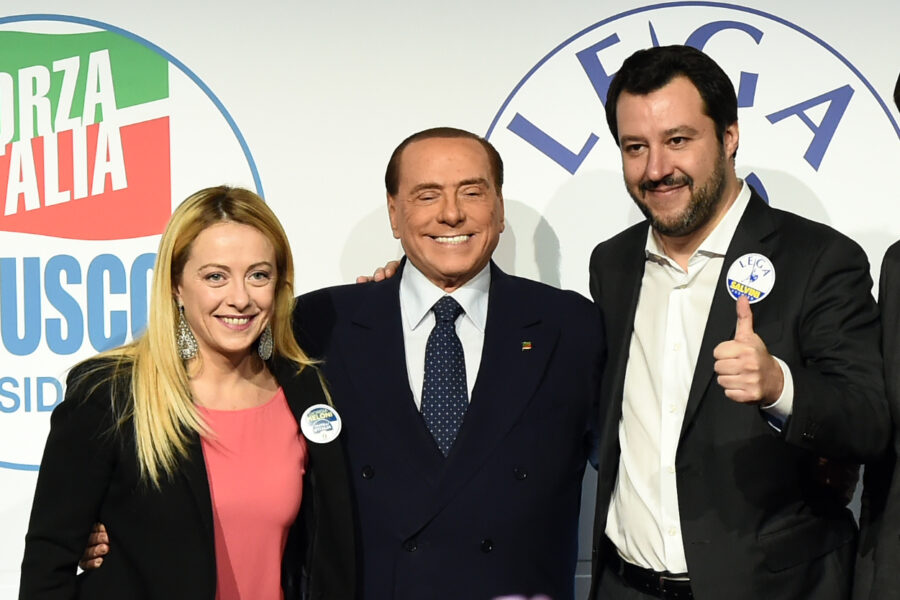 Meloni, Opa sul centrodestra in vista del voto: Berlusconi corre al Senato per la rivincita