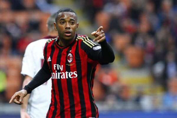 Robinho condannato per lo stupro di una 23enne: chiesta l’estradizione per l’ex stella del calcio brasiliano