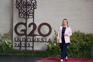 G20 di Bali, Meloni prosegue gli incontri: dopo Biden è il turno di Xi ma è gelo con Macron
