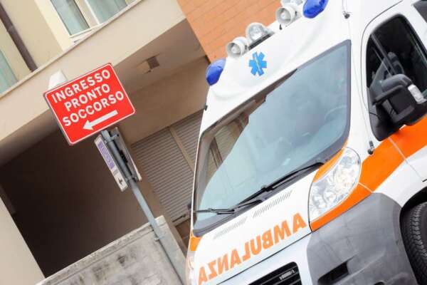 Petardo esplode in testa a 28enne: in condizioni gravissime ad Anzio