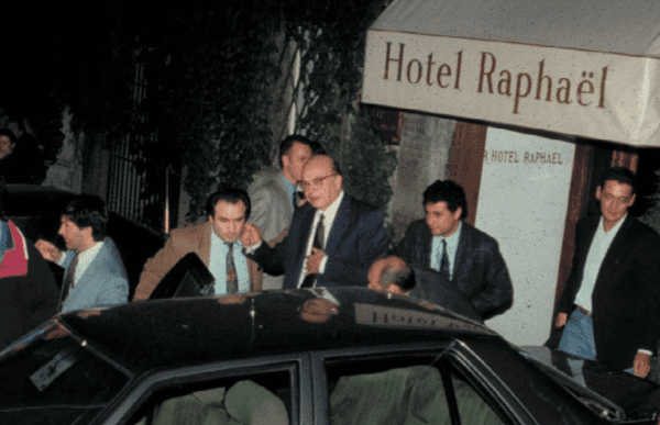 30 aprile 1993: quelle monetine squadriste spianarono la strada al golpe