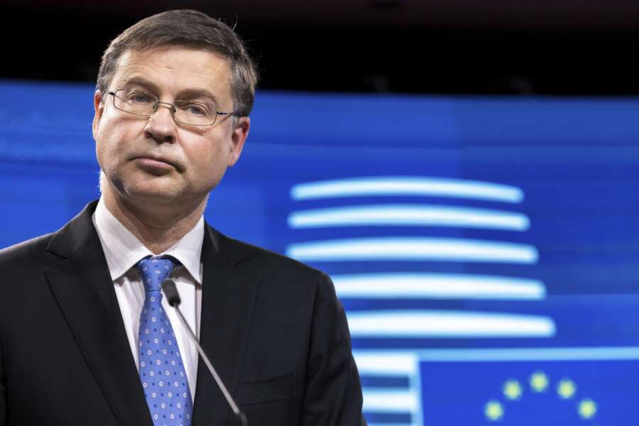 Pnrr, Dombrovskis: “L’Italia spinga l’acceleratore sull’attuazione dei Piani, per la terza rata serve più impegno”