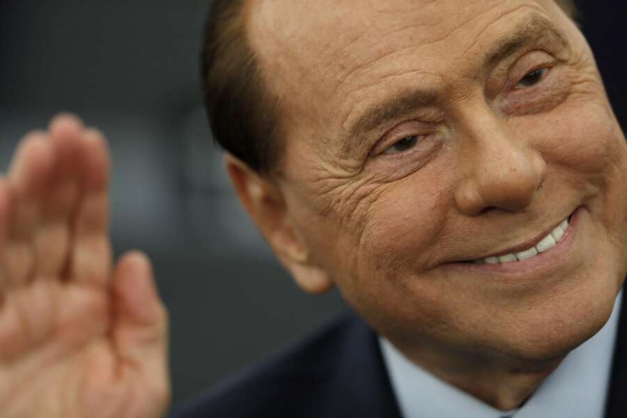 È morto Silvio Berlusconi, addio all’ex premier che ha cambiato l’Italia: funerali di Stato mercoledì nel Duomo