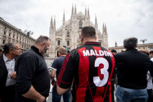 Diretta. Berlusconi, i funerali di Stato in Duomo. “Uomo di vita, gioia e amore”, l’abbraccio tra i figli e le lacrime di Fascina