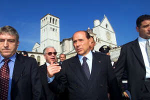 Il lato imprenditoriale di Silvio Berlusconi: dalle radici al successo di un impero mediatico senza precedenti