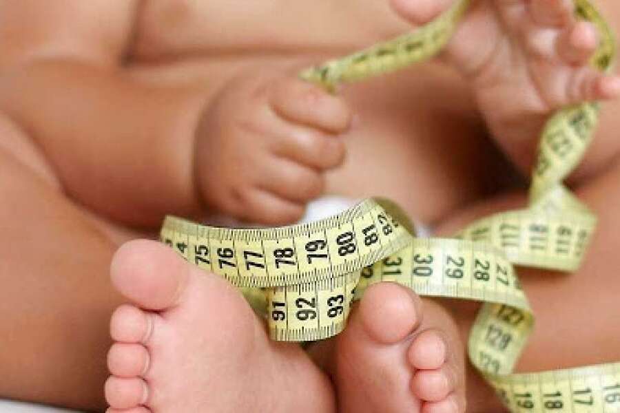 Obesità e sovrappeso tra i bambini, la nuova pandemia: le regole da seguire e il ruolo di famiglia e scuola