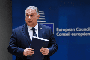 L’Europa stoppa i colloqui sui migranti a causa del niet di Ungheria e Polonia: gli alleati sovranisti della Premier danneggiano l’Italia