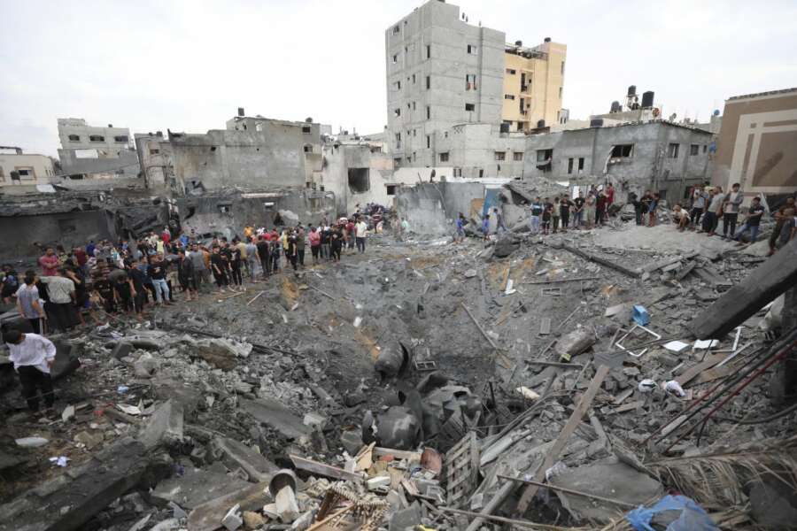 Israele, il portavoce dell’esercito: “Il comando centrale di Hamas è sotto l’ospedale di Gaza”