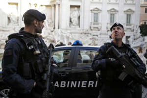 Hamas, massima allerta in Italia dopo l’attacco in Francia: “Rischio attentati terroristici in Europa”