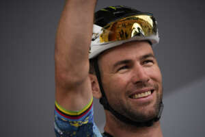Cavendish rinuncia al ritiro. Batterà il record di Merckx?