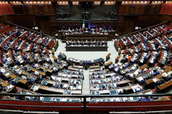 Foto Roberto Monaldo / LaPresse
28-12-2023 Roma 
Politica
Camera dei deputati – Legge di Bilancio
Nella foto L’aula durante le votazioni sugli emendamenti

28-12-2023 Rome (Italy)
Politics
Chamber of deputies – Budget law
In the pic Voting on amendments