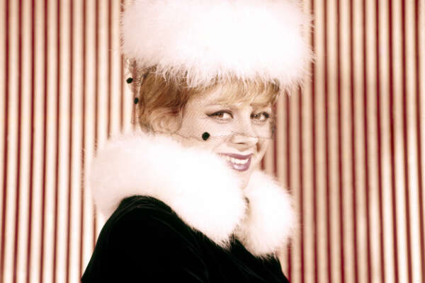 ©girella/lapresse
archivio storico
spettacolo
cinema
Roma anno 1963
Sandra Milo
nella foto: Sandra Milo con il colbacco che portava nel film “Otto e mezzo”