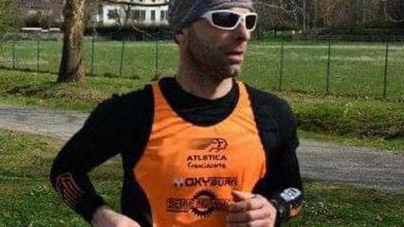 Ritrovato il cadavere del runner scomparso a Bovegno: Fabio Ferrari è precipitato in un canalone per oltre 100 metri
