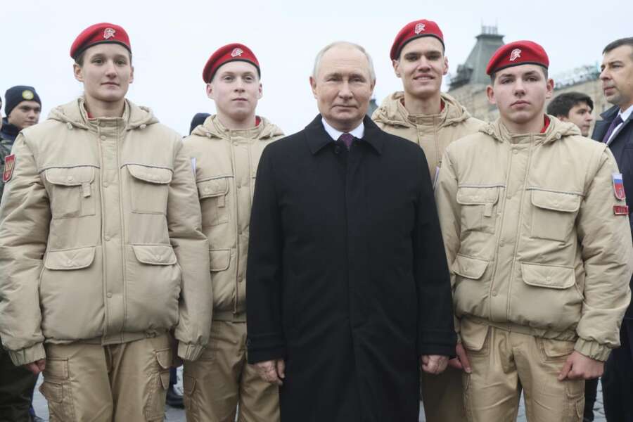 Putin e l’esercito russo
