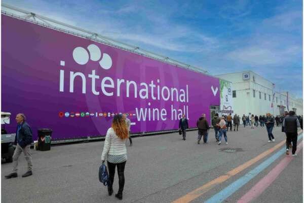 Vinitaly 2024: la Campania pronta a brillare sul palcoscenico mondiale del vino