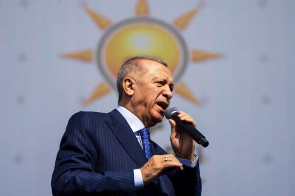 Erdogan cede alla destra e blocca l’export a Israele