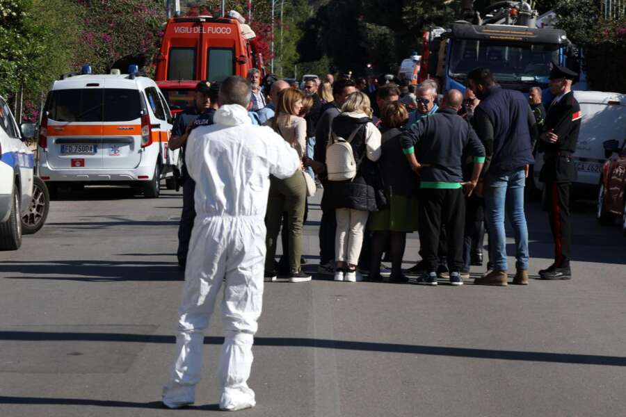 Casteldaccia, cinque operai morti intossicati mentre lavoravano in una cisterna: altri due in gravi condizioni