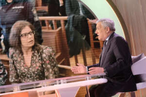 Ilaria Salis ai domiciliari, il basso profilo di Antonio Tajani nel corto circuito mediatico-giudiziario