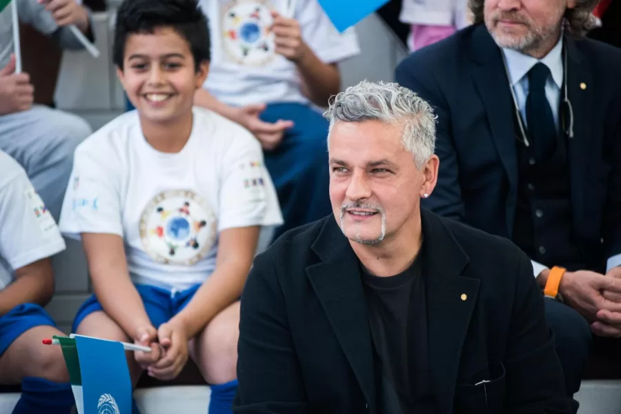 Roberto Baggio rapinato in casa durante Italia-Spagna: la famiglia rinchiusa in una stanza. Furto di orologi, gioielli e denaro