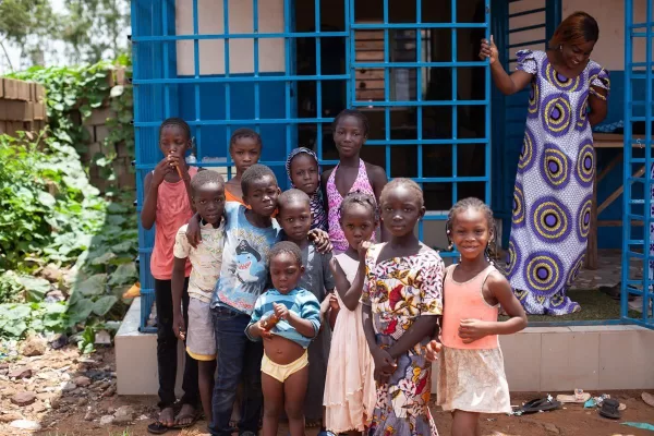 Da Bamako a Napoli: il Vernissage racconta Dambé, il progetto che manda a scuola i bambini