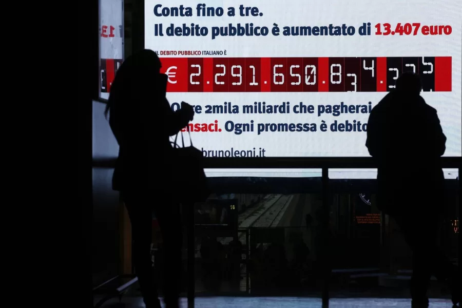 La notte del prelievo forzoso e la lezione sul debito che gli italiani non riescono ad imparare