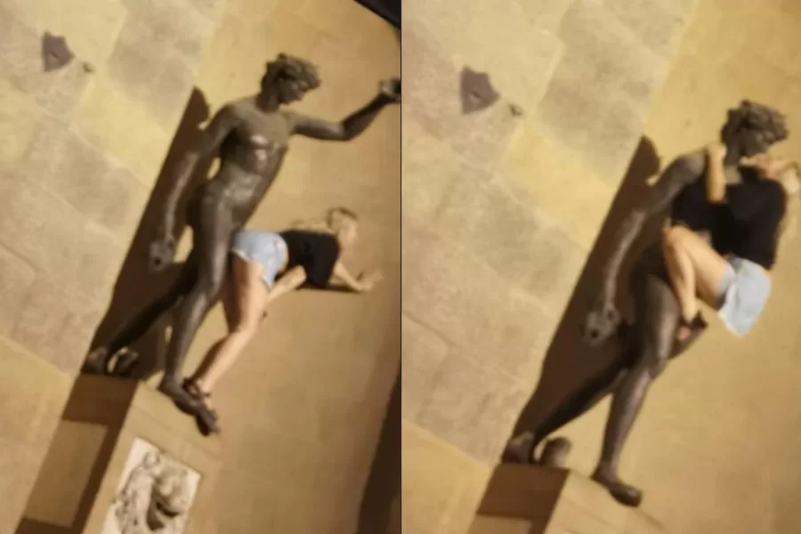 Ragazza su Statua Firenze