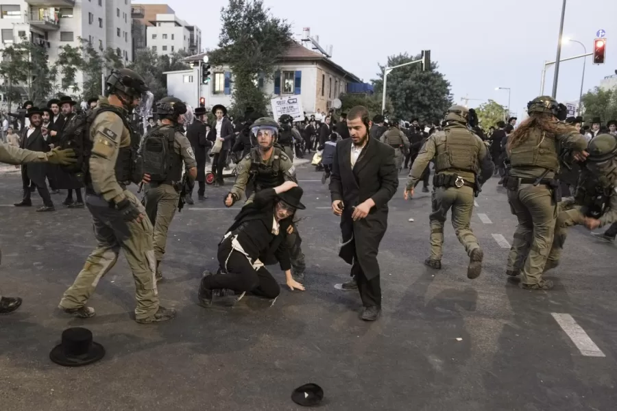 Militare israeliana accoltellata a Gerusalemme vicino ad un checkpoint: sale la tensione per la risposta iraniana