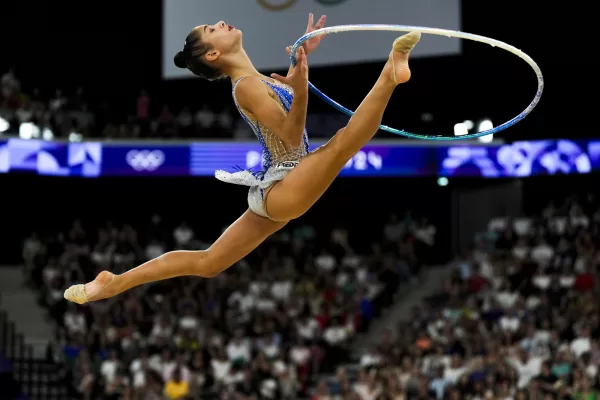 Sofia Raffaeli, of Italy, performs her hoop exercise in THE rhythmic gymnastics individuals all-round qualification round at La Chapelle Arena at the 2024 Summer Olympics, Thursday, Aug. 8, 2024, in Paris, France. (AP Photo/Francisco Seco) 

Associated Press / LaPresse
Only italy and Spain