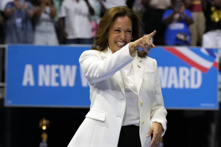 Kamala Harris, più consenso e meno promesse: così sta conquistando la middle-class