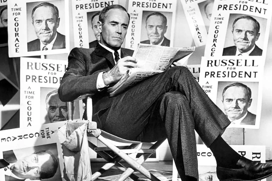 L’outsider Walz, il vice senza scandali che sta facendo impazzire Trump (che dimentica i film di Henry Fonda)