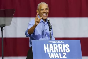 Elezion Usa, Obama in campo per l’uragano “Kamala”: obiettivo stoppare la fuga del voto nero dai democratici