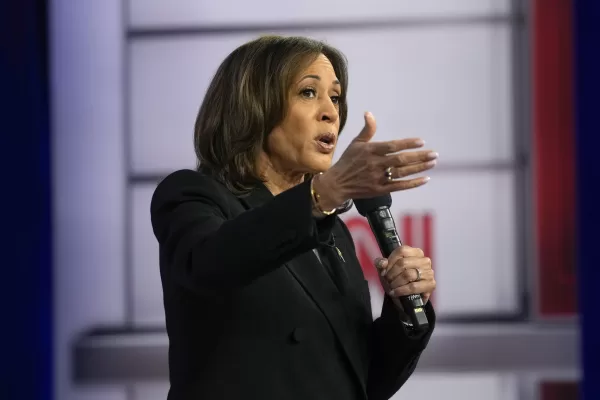 Democratic presidential nominee Vice President Kamala Harris speaks during a CNN town hall in Aston, Pa., Wednesday, Oct. 23, 2024. (AP Photo/Matt Rourke)

Associated Press/LaPresse