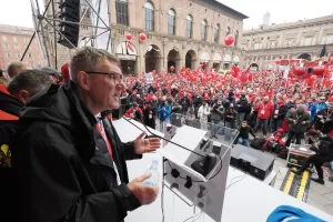 Bologna, Italia – Cronaca – 29 Novembre 2024 – sciopero generale sindacato CGIL e Uil Maurizio Landini – (Photo Michele Nucci / LaPresse)

News – Bologna, Italy – November 29, 2024 – General strike of the CGIL and Uil unions Maurizio Landini- (Photo Michele Nucci / LaPresse)