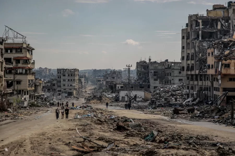 Morti a Gaza, anche l’Onu conferma che i numeri di Hamas erano pura propaganda: il rapporto che taglia le cifre dei terroristi