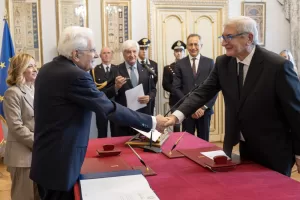 Foto Ufficio stampa Quirinale/LaPresse politica 2-11-2024 Roma – Italia Giuramento del Ministro senza portafoglio Tommaso Foti al QuirinaleIl Presidente della Repubblica Sergio Mattarella in occasione del giuramento del Ministro senza portafoglio Tommaso Foti 
(foto di Francesco Ammendola – Ufficio per la Stampa e la Comunicazione della Presidenza della Repubblica)
DISTRIBUTION FREE OF CHARGE – NOT FOR SALE